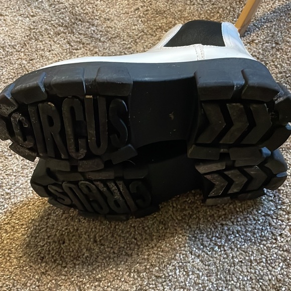 Sam Edelman Circus patent boots Size 6 - Picture 4 of 4